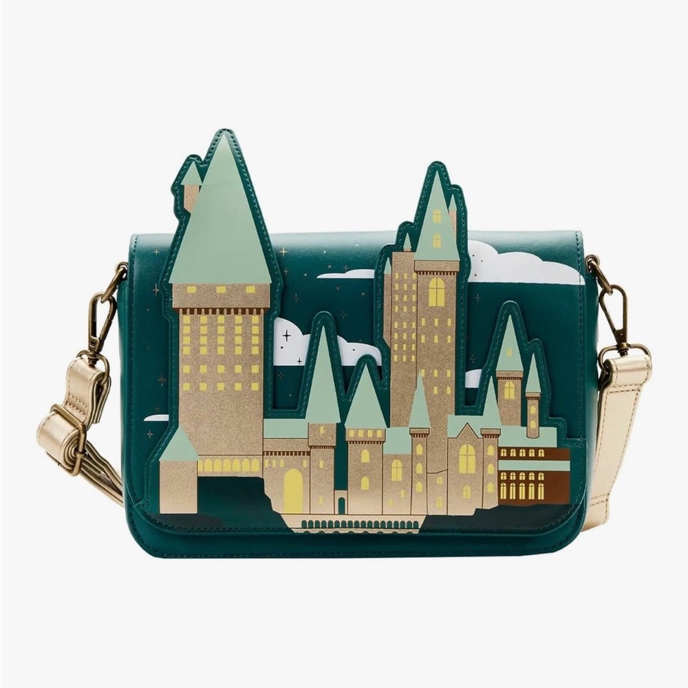 NWT Harry Potter Golden Hogwarts Crossbody Loungefly